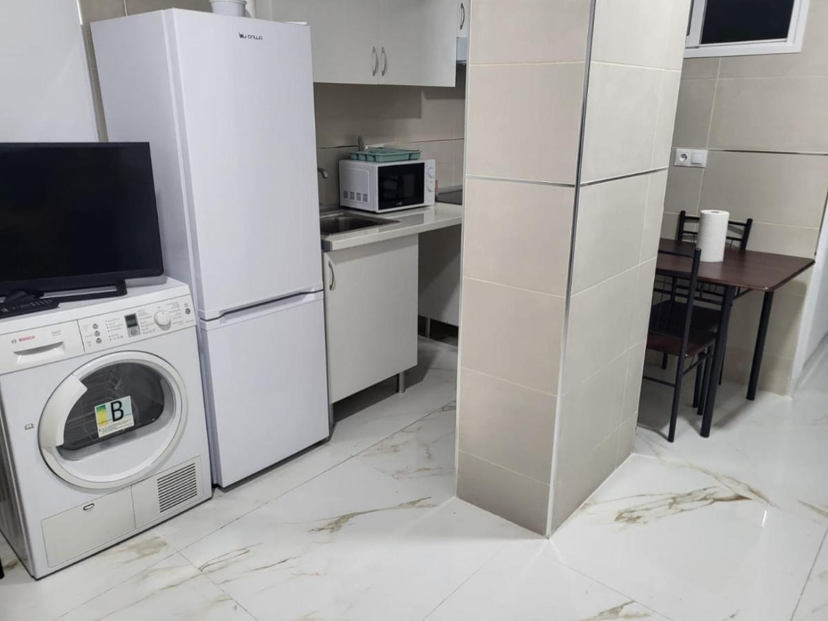 In Guest - Double 01 Carpet Apartment