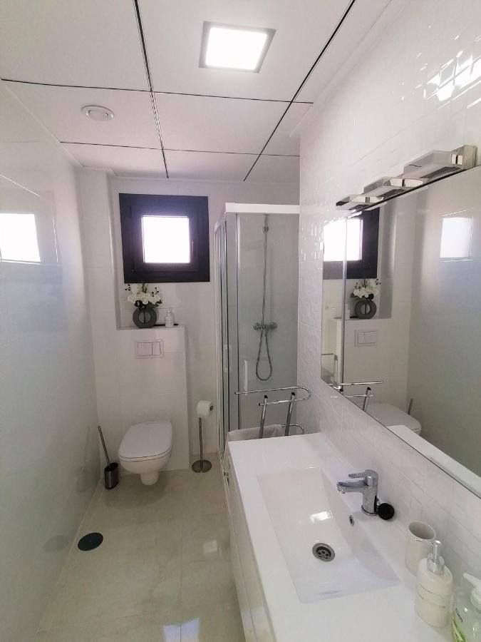 Apartment Al05: Newly Built Luxery 2 Bed Apartment,el Alamillo,roof Terrace,close To *