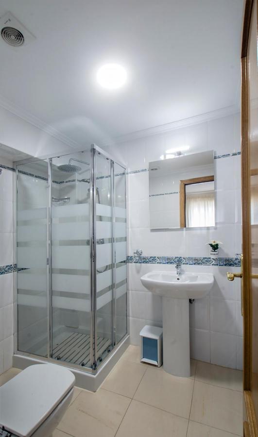 Amat - Only Adult - Playa El Bajondillo Apartamento Torremolinos