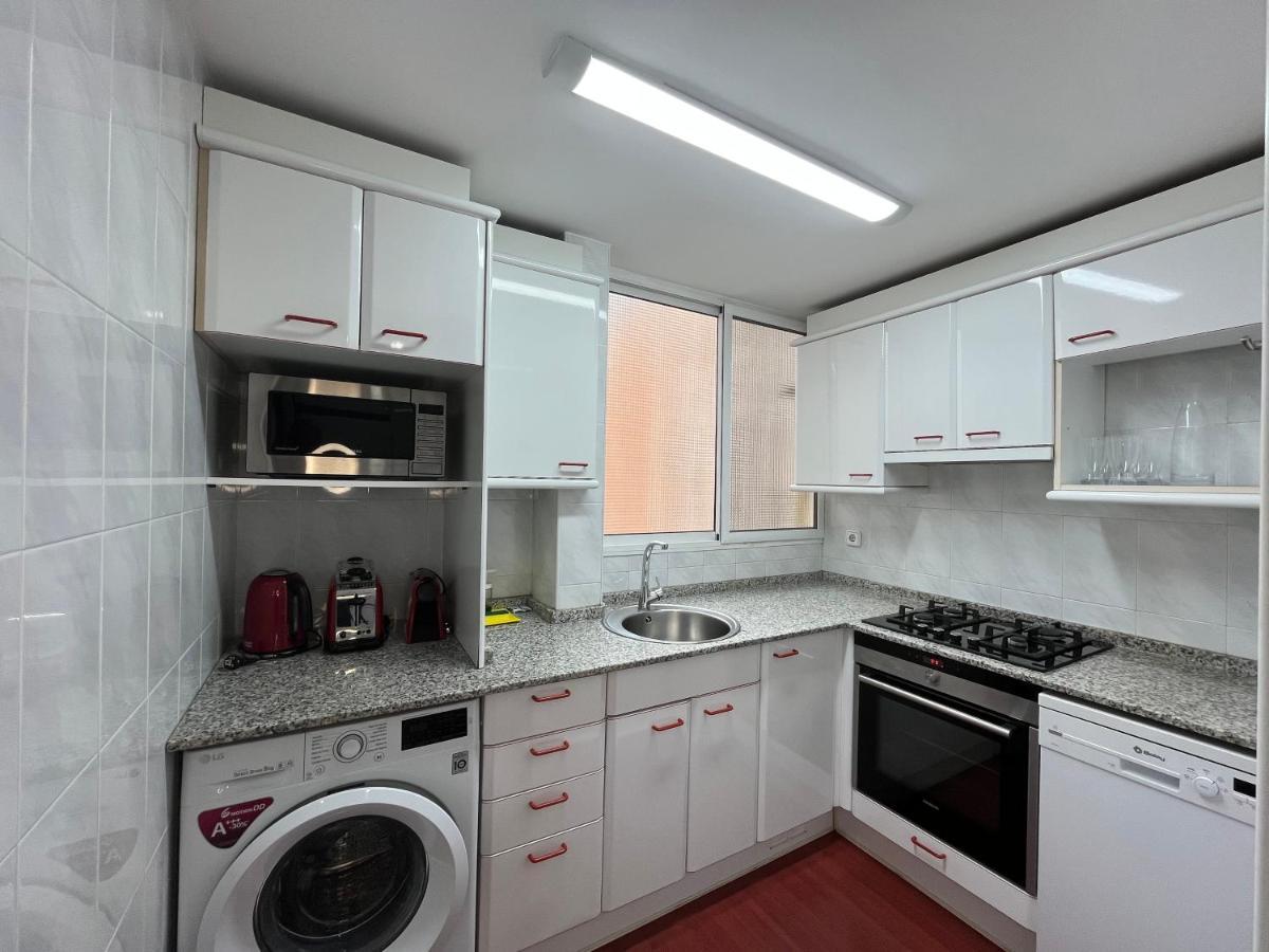 August Centro Apartment *