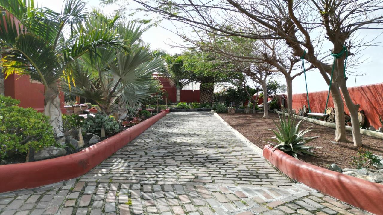Papaya Apartment