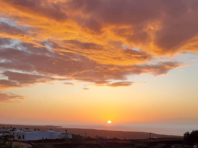 Сasa de vacaciones Con Terraza Y Jardin Las Breñas