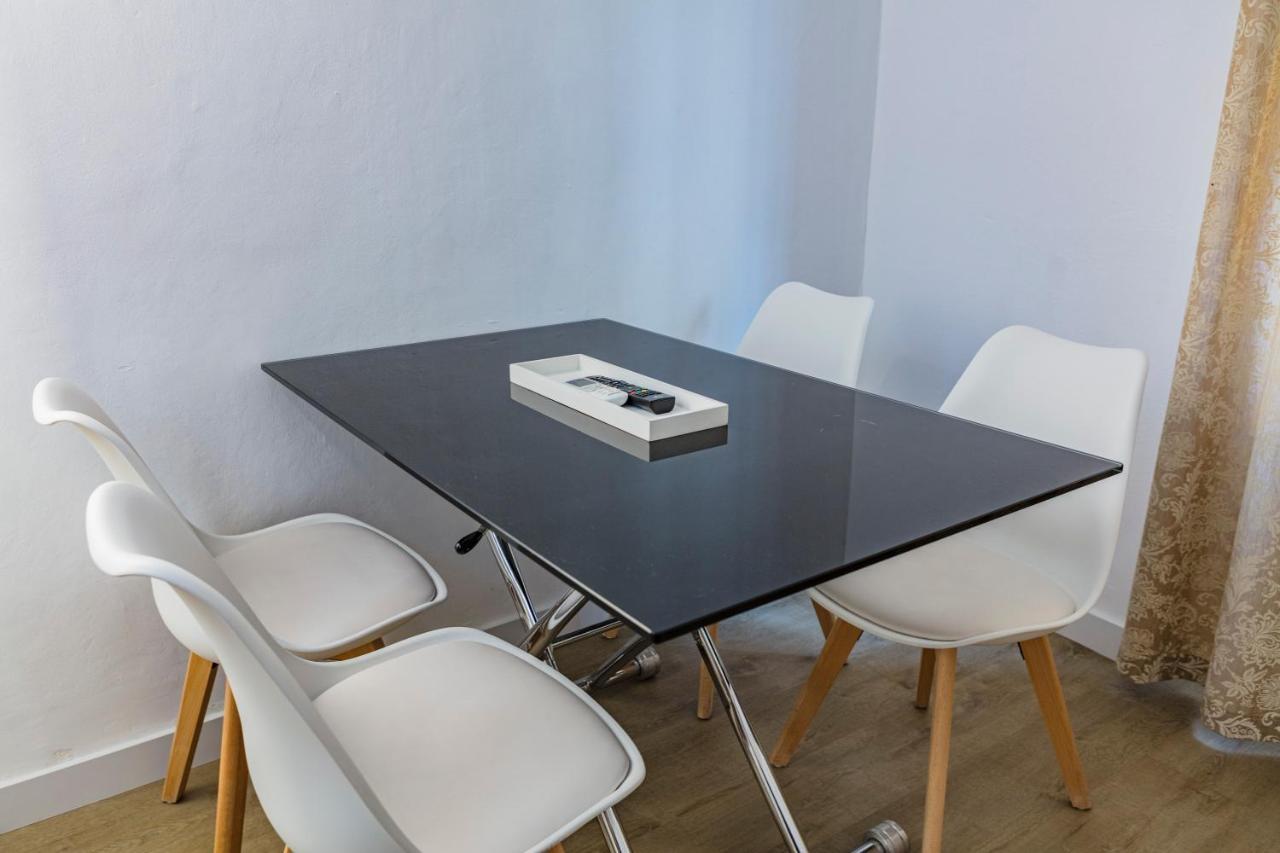 Triana Apartment Seville