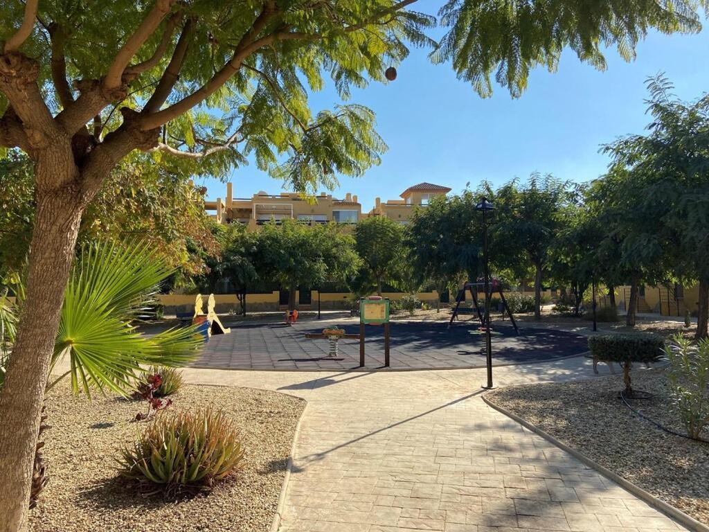 A Stunning 2 Bedroom 5 Min Walk To The Beautiful Beaches Of Vera Playa *