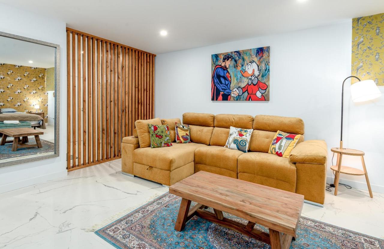 Luxurious Moga Overlooking The Sea And Gibraltar * San Roque (Andalucia)