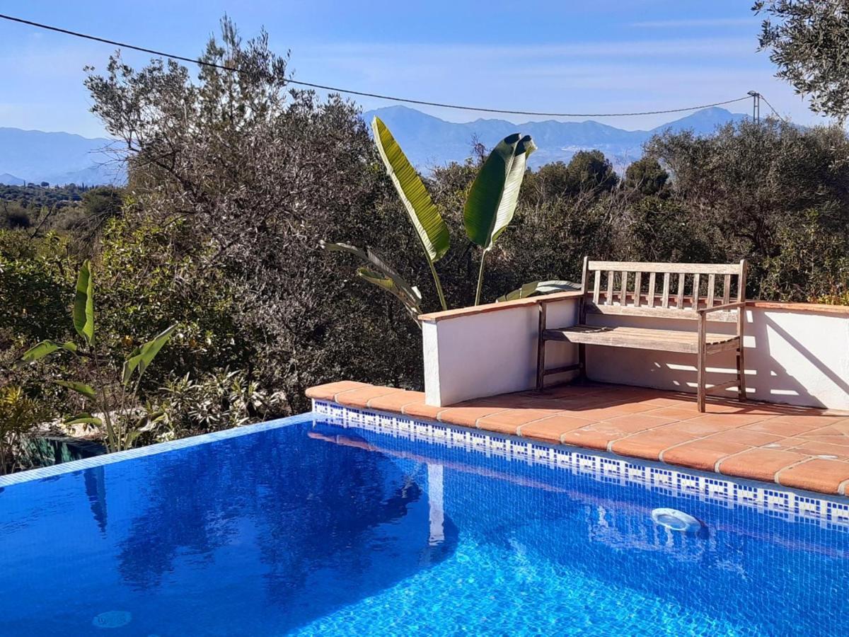Roca Vista, Adults Only