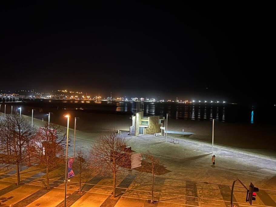 Apartamento Residencial Playa Poniente 66 De *