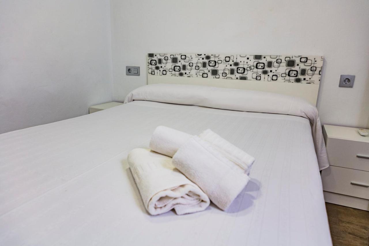 Triana Apartment *