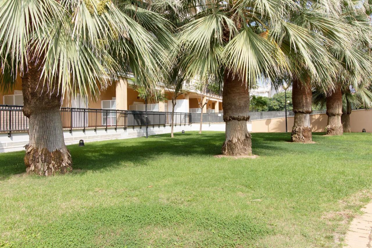 Global Properties, Con Terraza Y Piscina En La Playa De Canet Apartamento *