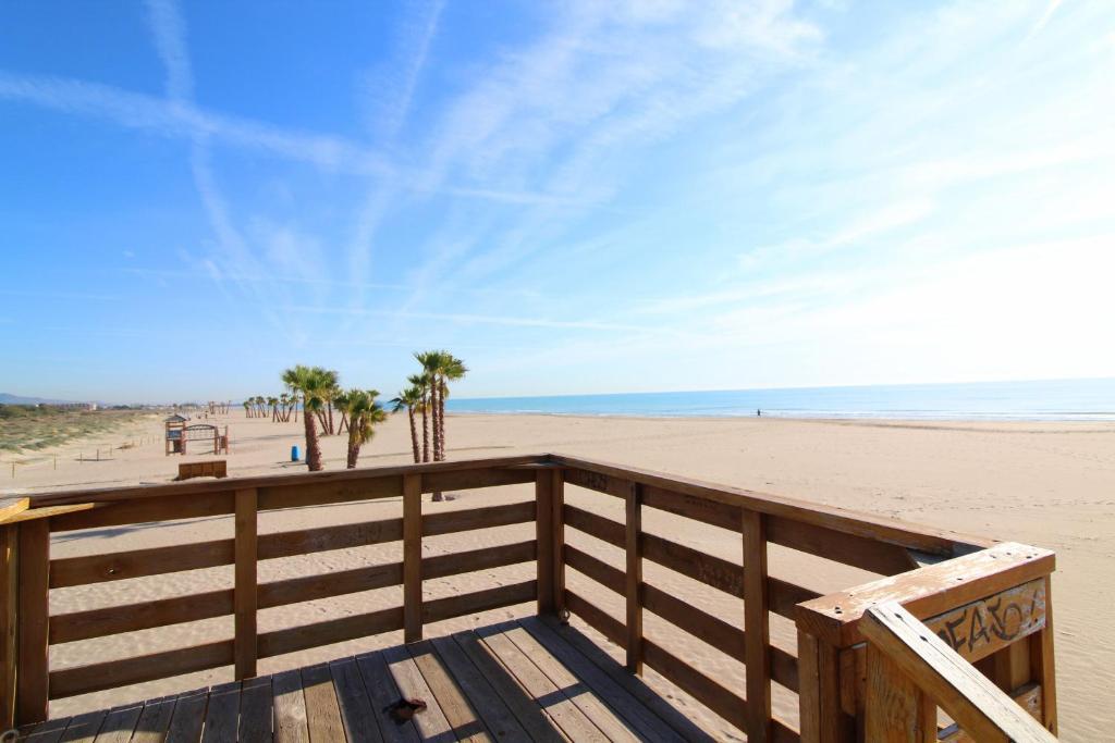 Global Properties, Con Terraza Y Piscina En La Playa De Canet Canet d'En Berenguer