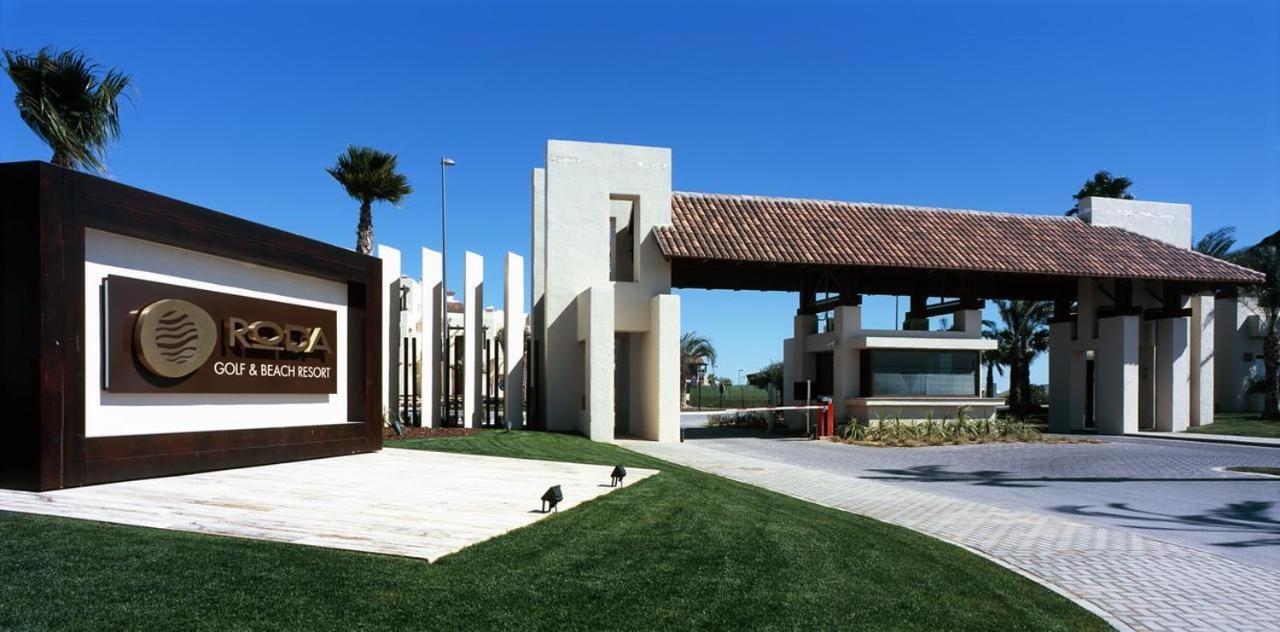El Oasis De Palmeras @ Roda Golf & Apartamento