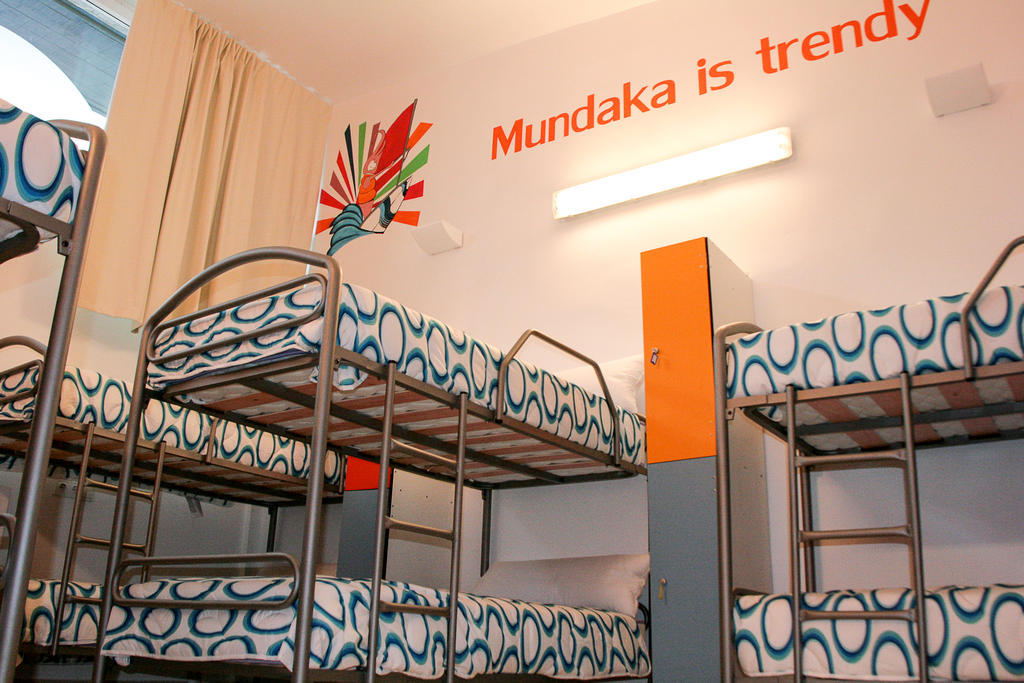 Hostel & Sports Cafe *