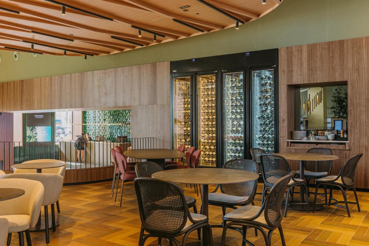 Catalonia Plaza Hotel 4*