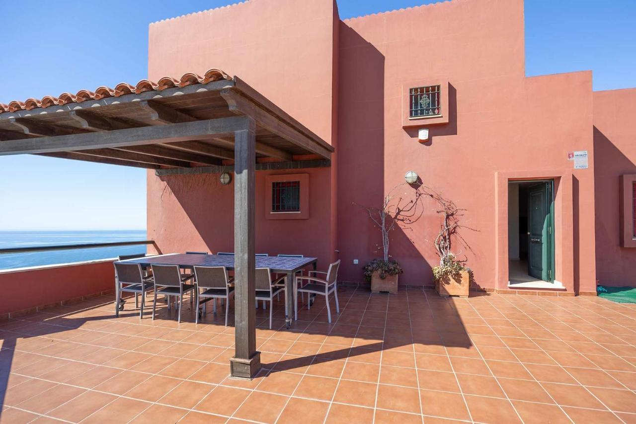 Casa Tizziano En Tamango Hill *