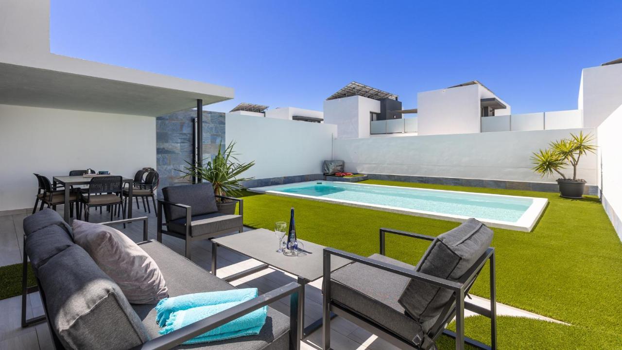 Arcadia Villa *