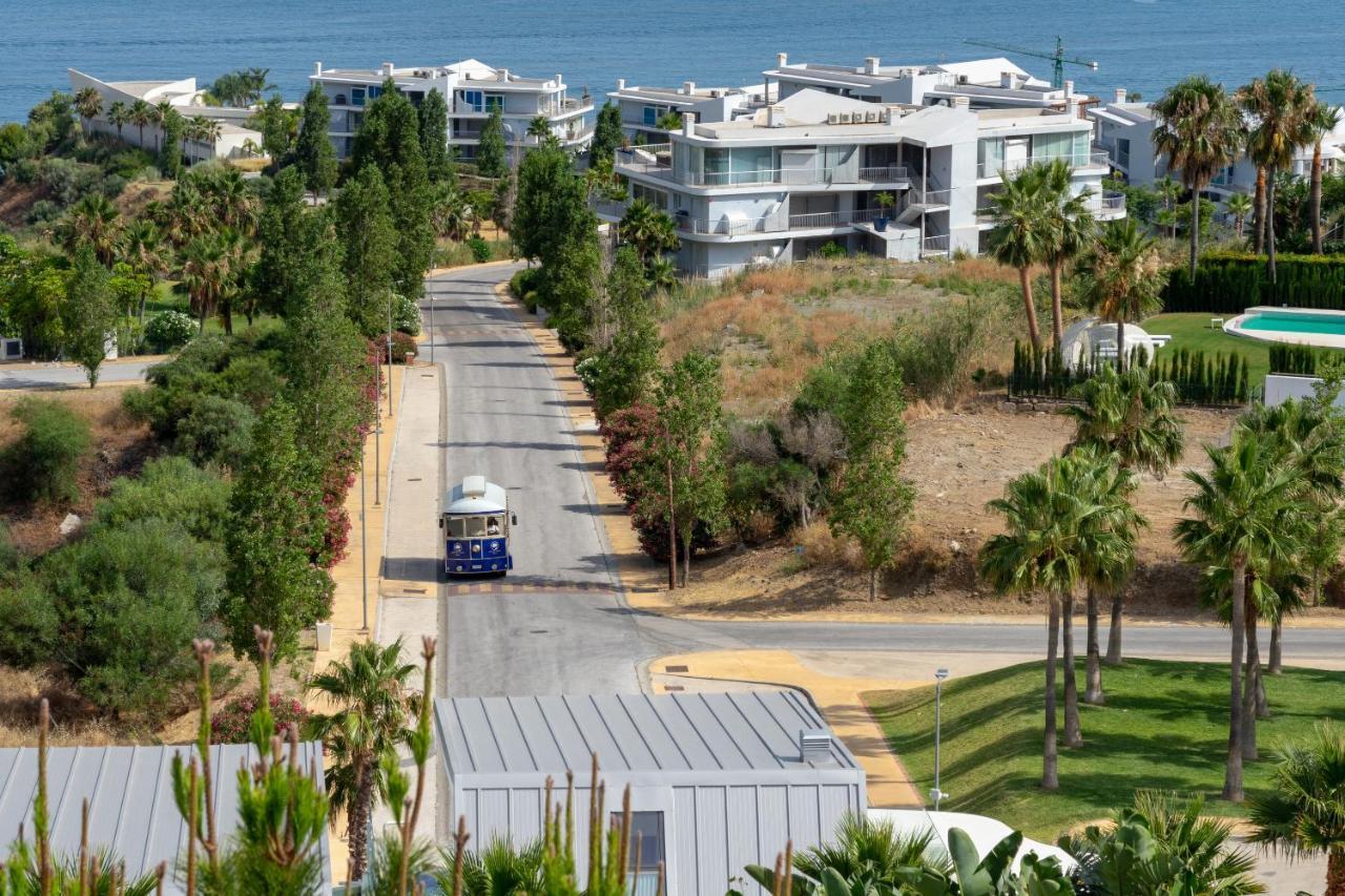 Luxurious With Seaviews In El Higueron By Costarentals - Ref 121 Torremuelle