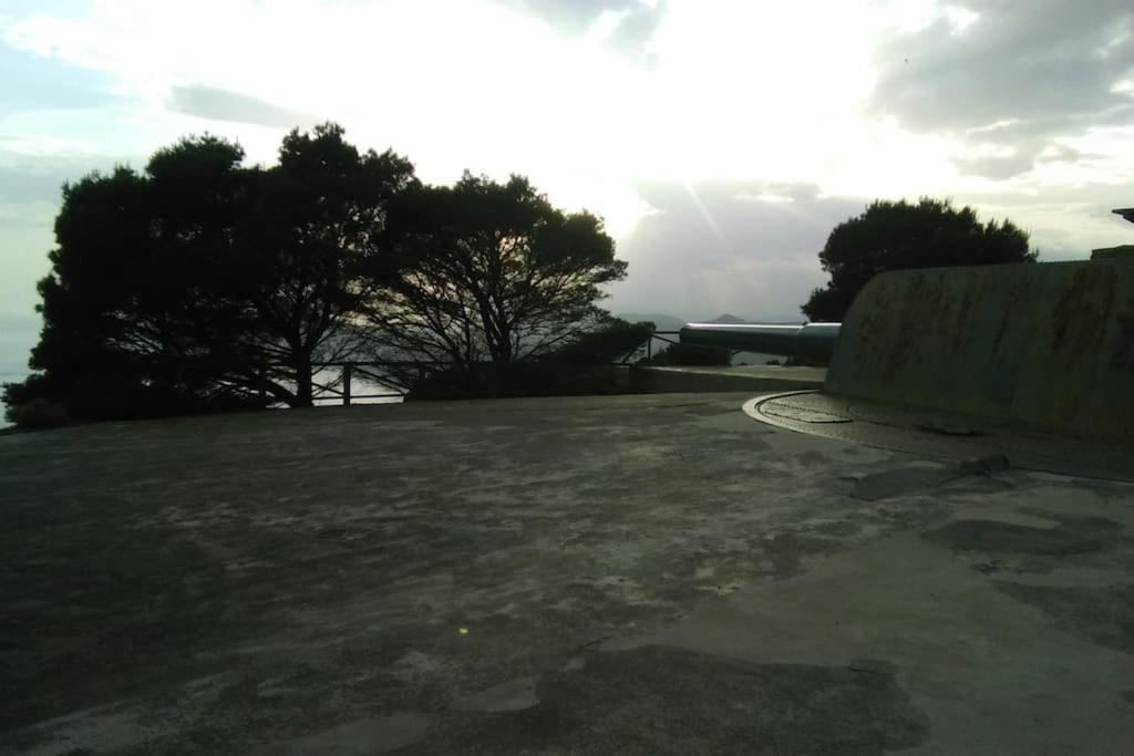 On The Coast To Relax And Work Apartamento *