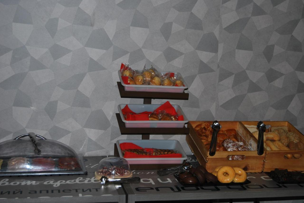 Estudiotel 2*