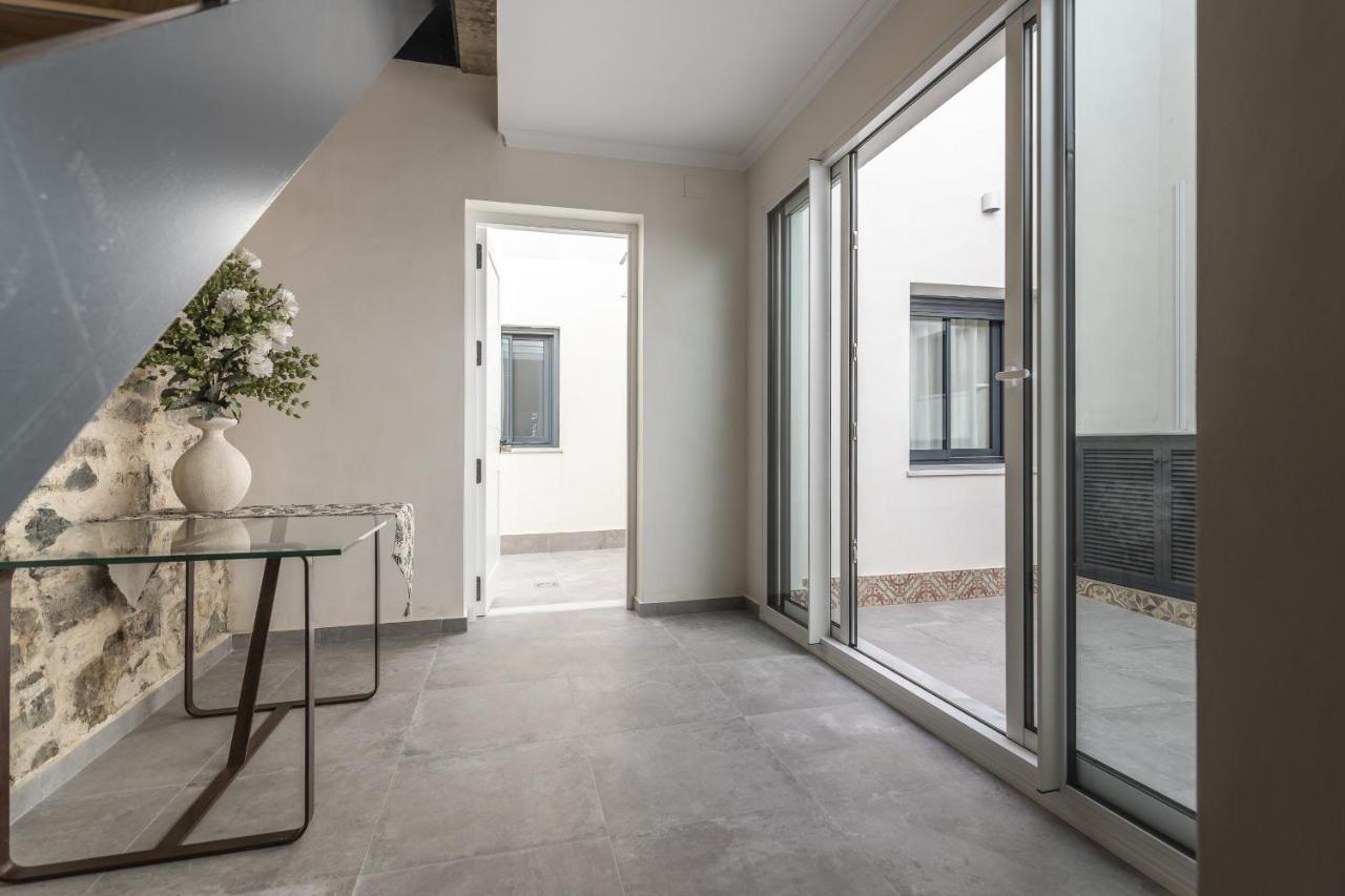 Trajano Premium Estudios By H Apartamento *