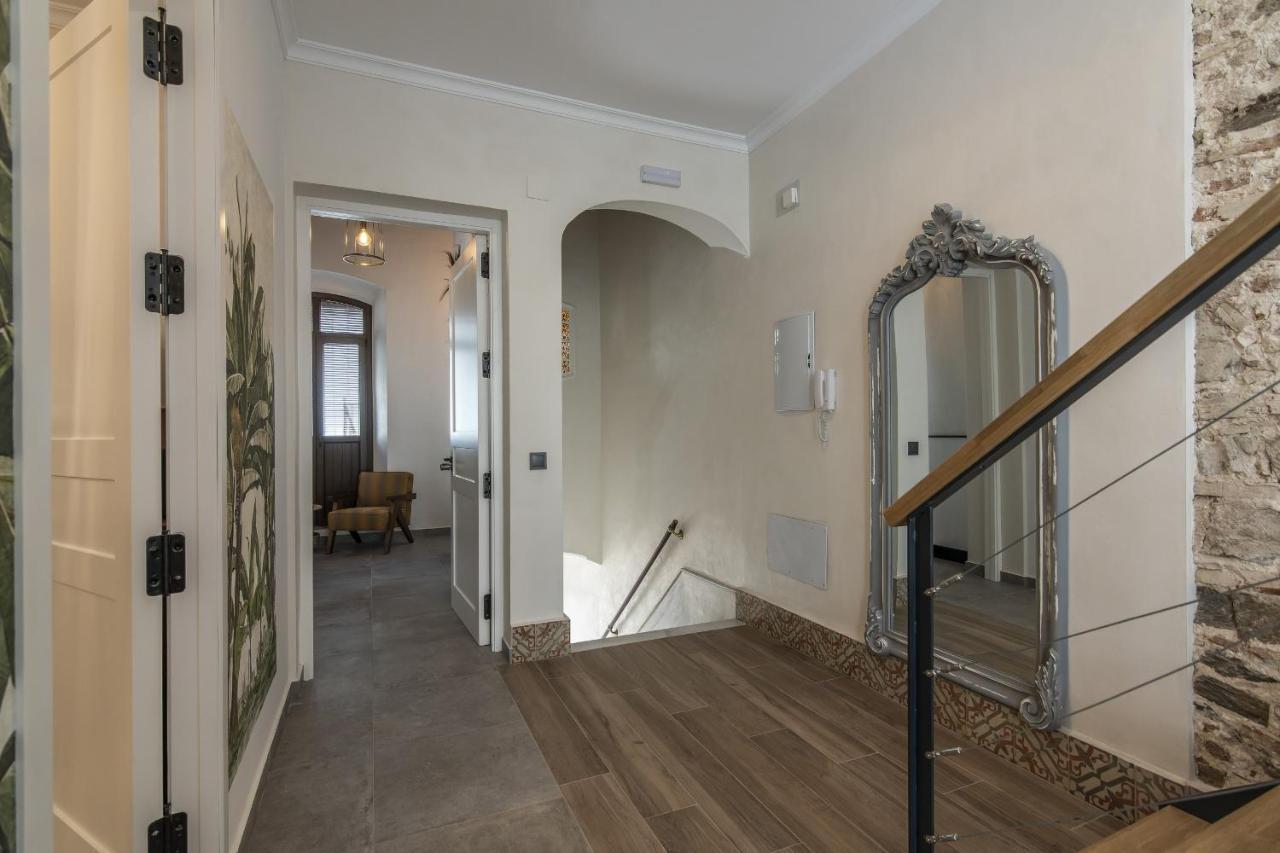 Trajano Premium Estudios By H Apartamento