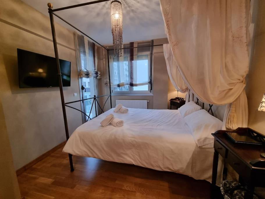 25a01 Duplex Con Jardin Y Garaje * Luanco