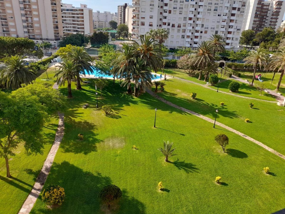 Apartamento Con Piscina Y Zonas Comunes *
