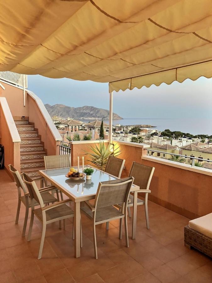 Penthouse Mojon Hills Apartment