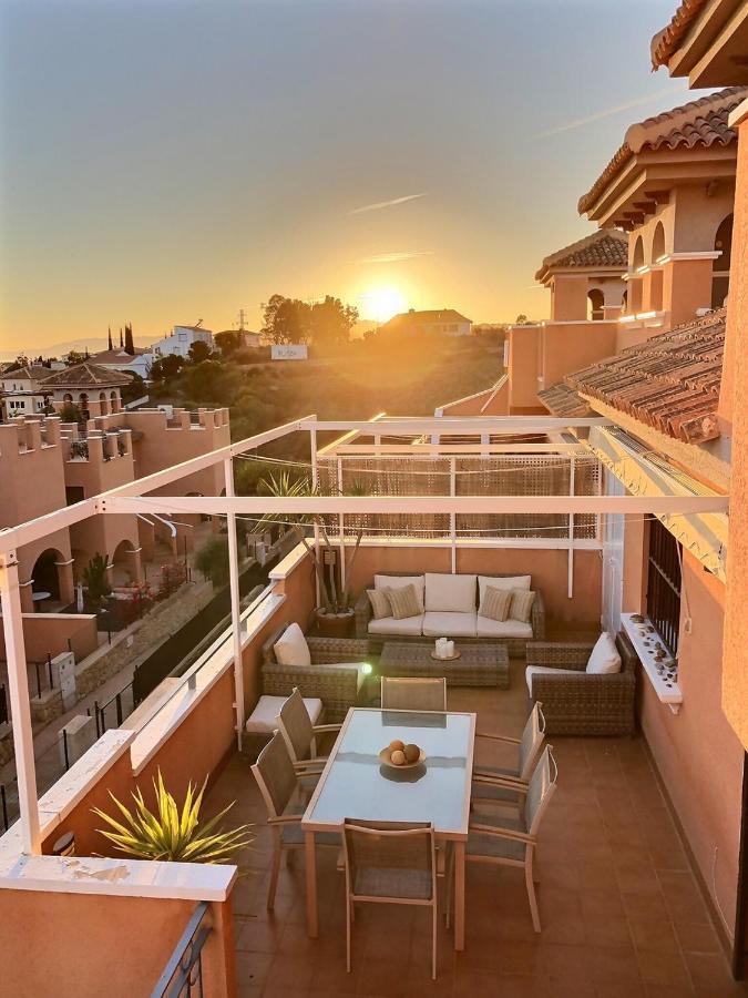 Penthouse Mojon Hills Apartment