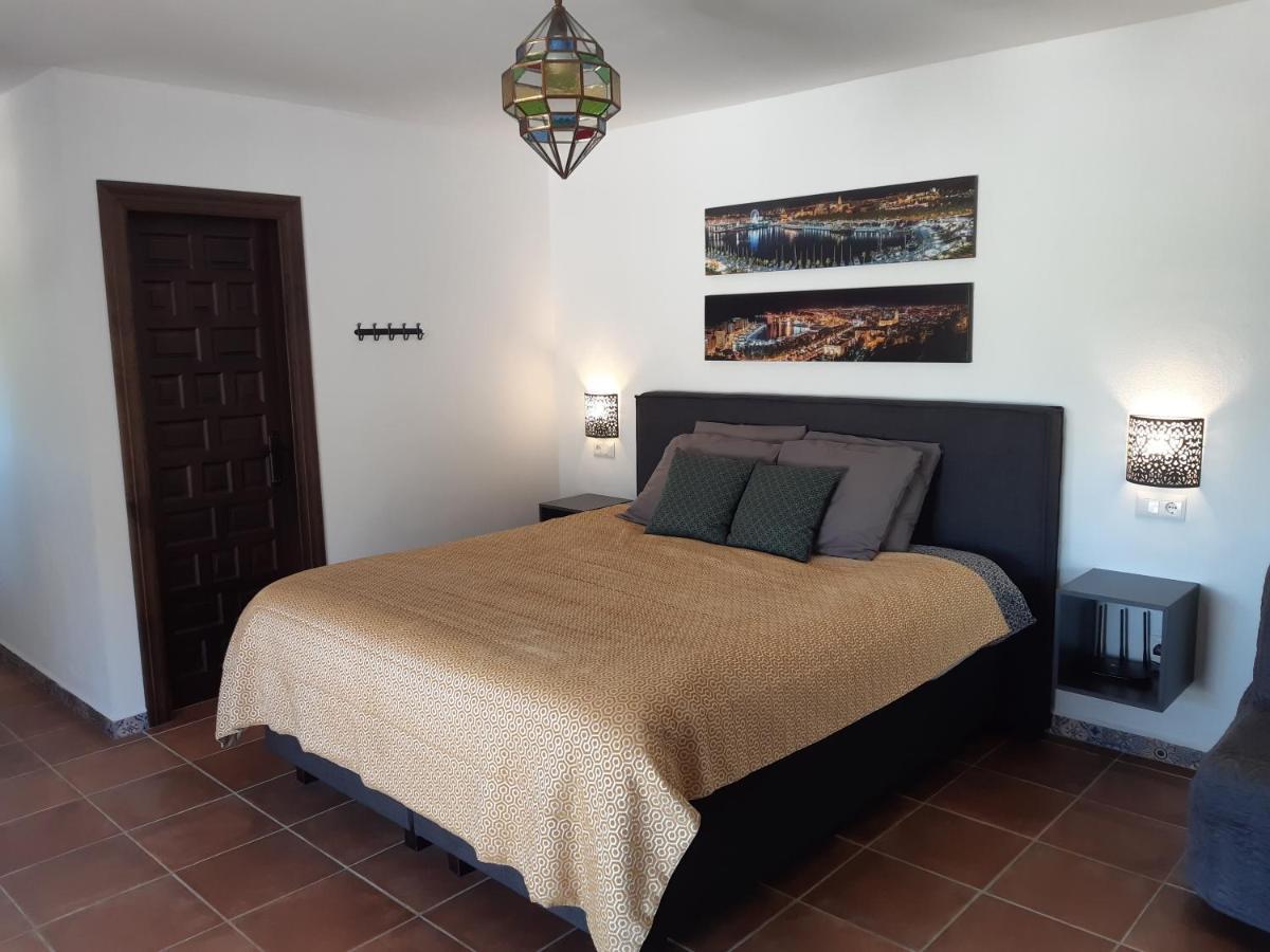 Roca Vista, Adults Only