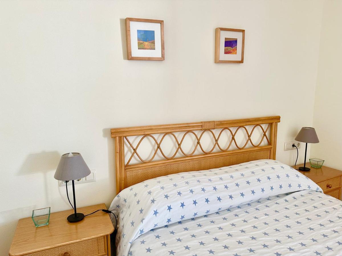 New! Con Piscina Y Balcon A 2 Minutos De La Playa. Wi-fi *