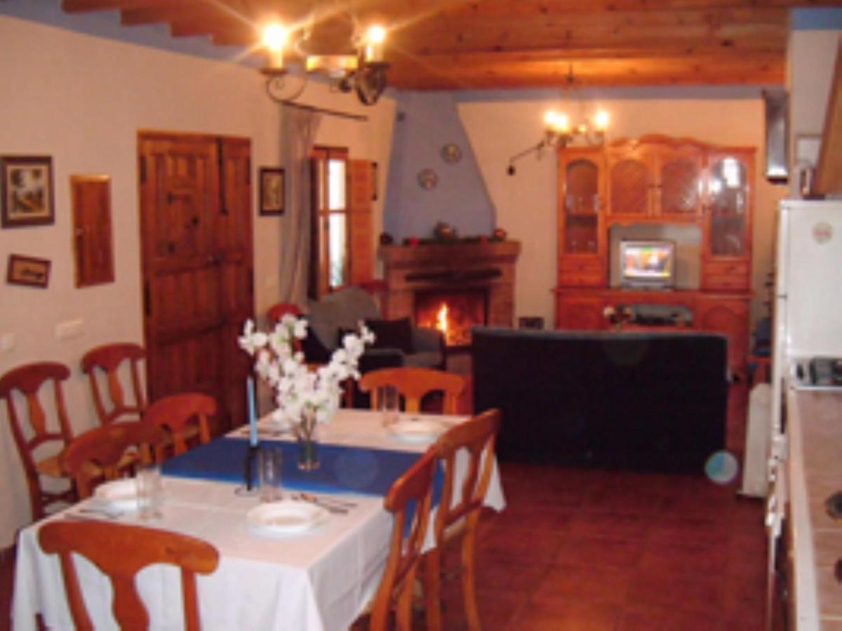 House 6 Bedrooms With Pool And Wifi 8798