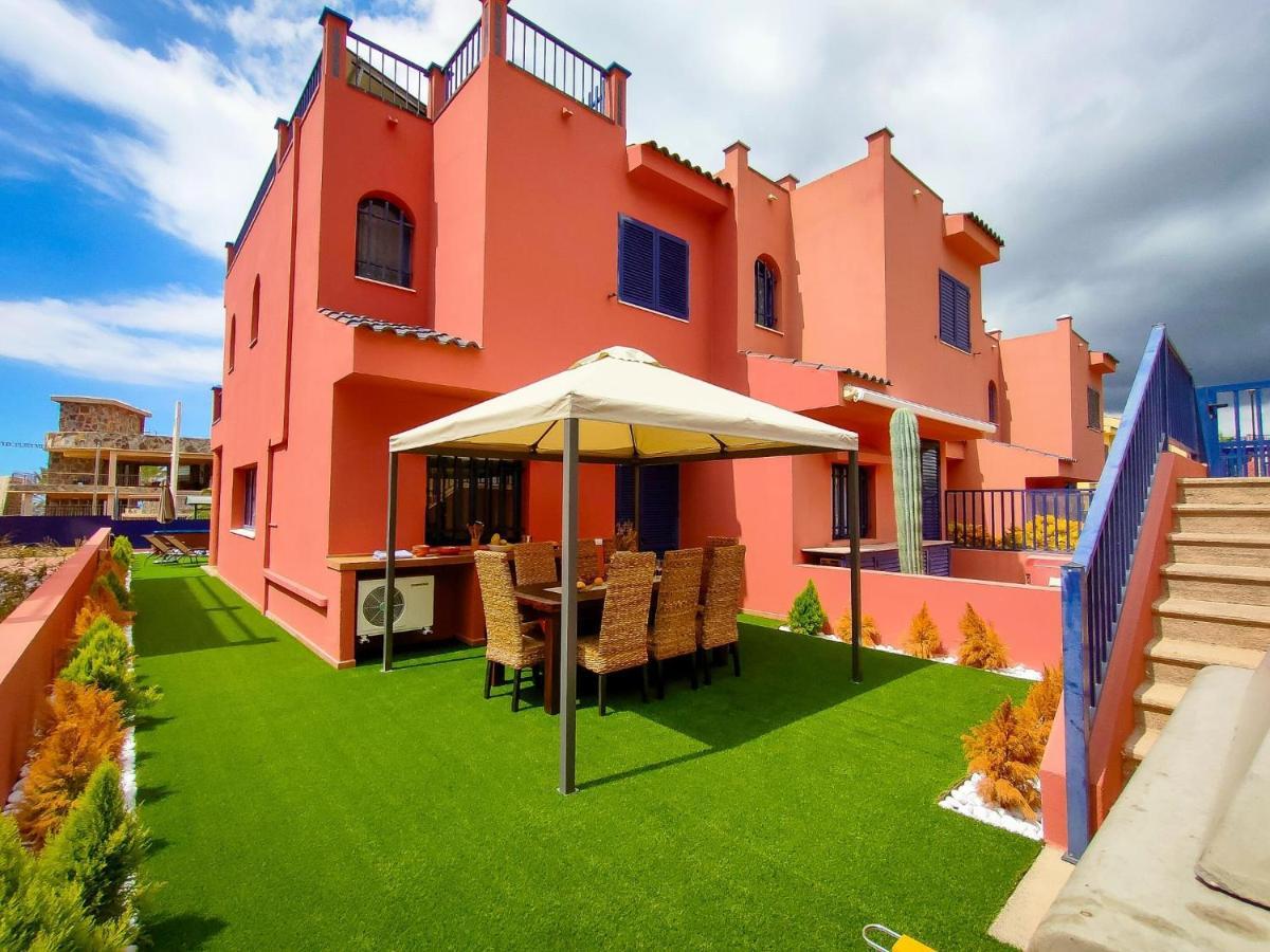 Holiday home Lemon Terraced House *