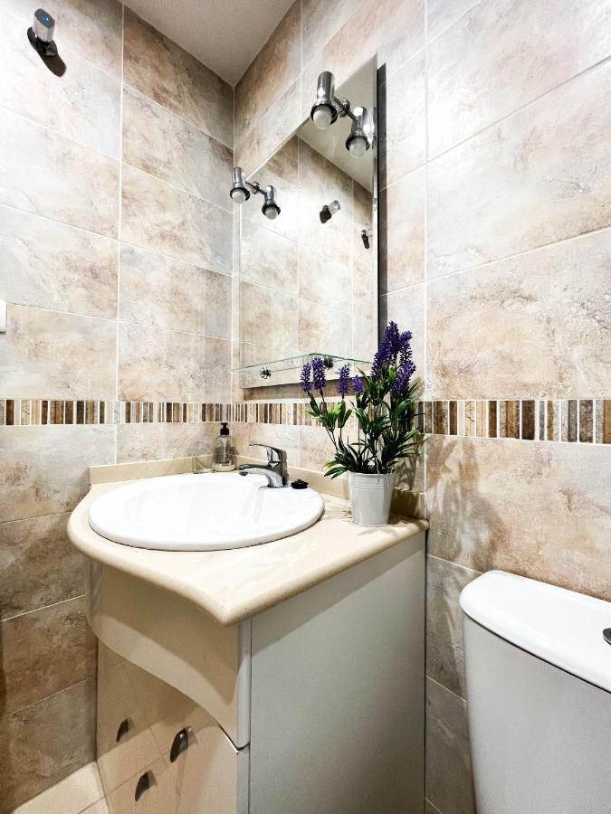 Renovated On The First Line Apartamento