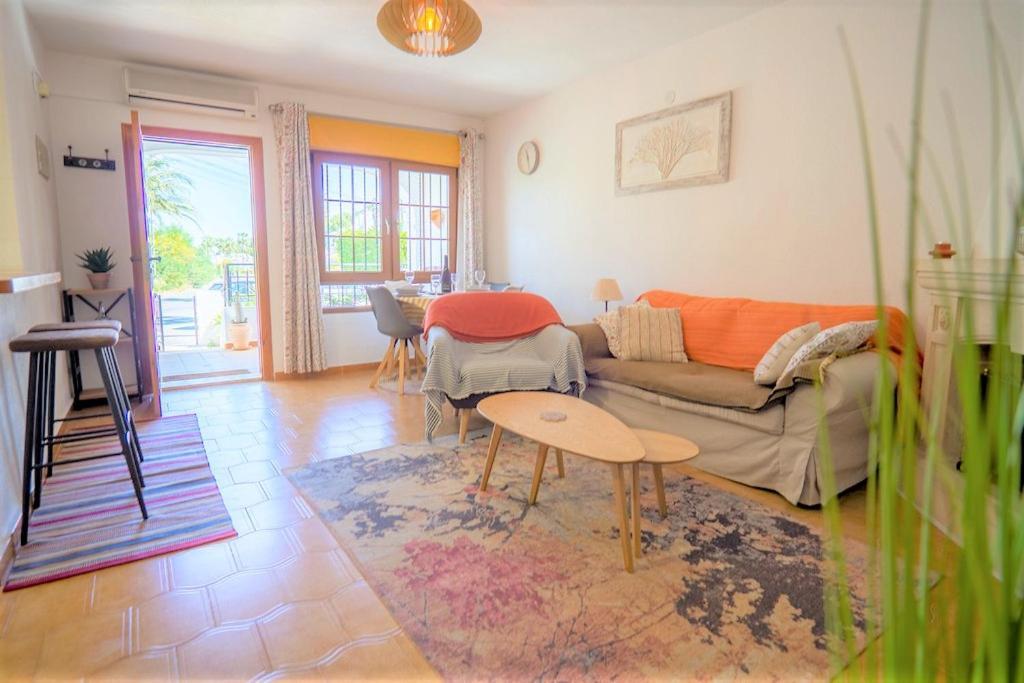Сasa de vacaciones Beautiful 2 Bedroom With Communal Pools *