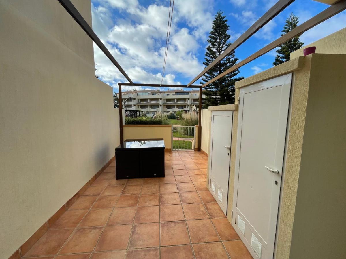 Moderna Y Alegre Vivienda Junto Al Mar . Apartment