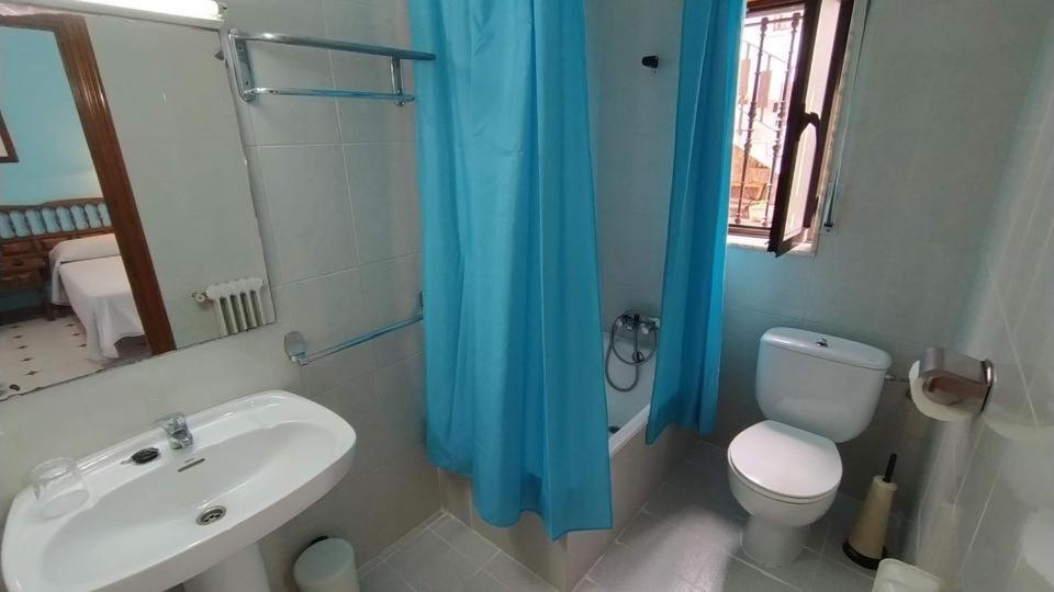 El Castanu Guest house *