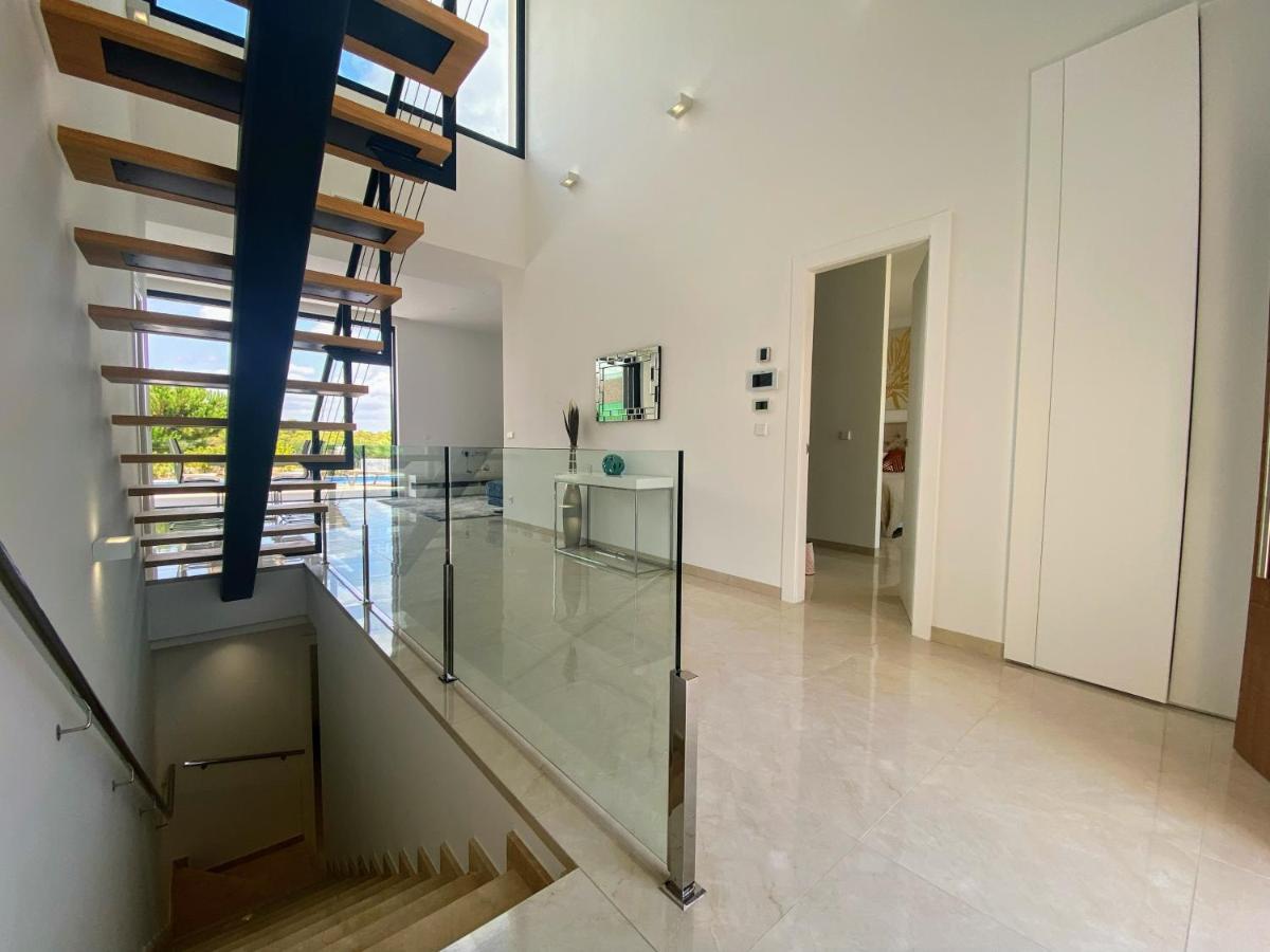Modern 4 Bed With Pool At Colinas Lc1 * Dehesa de Campoamor (Orihuela Costa)