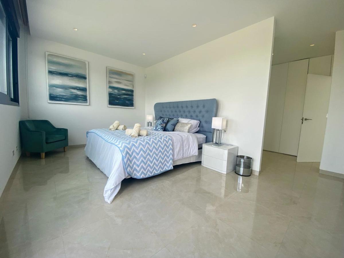 Modern 4 Bed With Pool At Colinas Lc1 Villa *