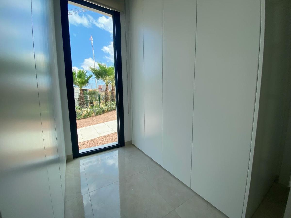 Villa Modern 4 Bed With Pool At Colinas Lc1