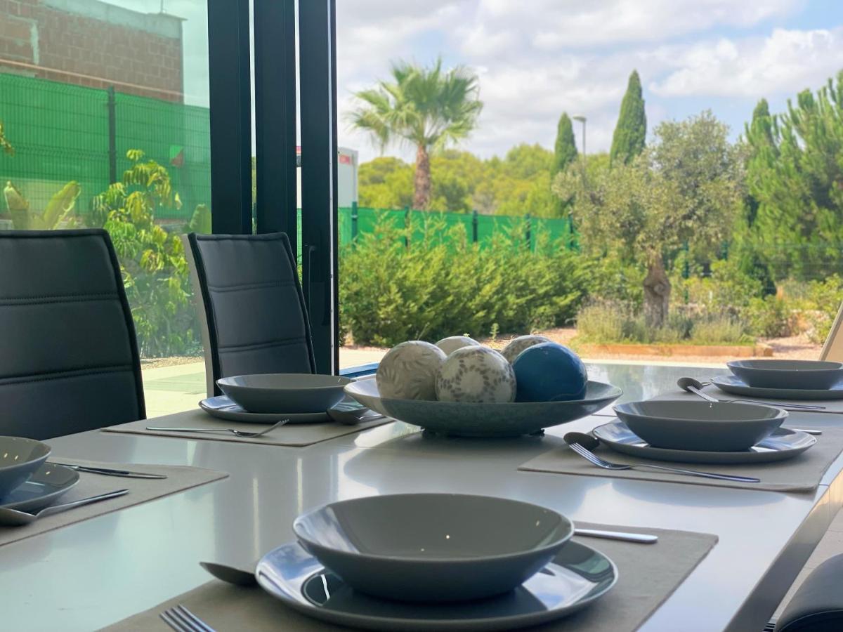 Modern 4 Bed With Pool At Colinas Lc1 * Dehesa de Campoamor (Orihuela Costa)