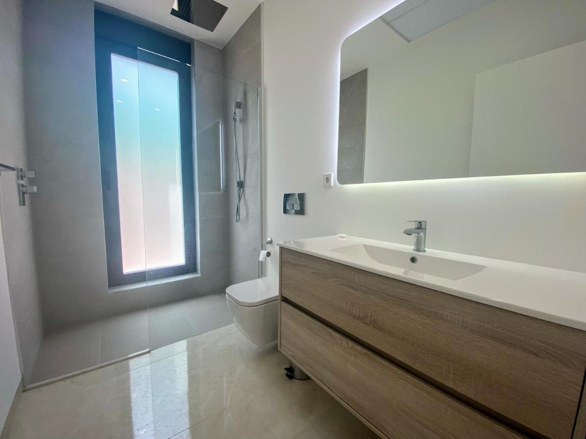Modern 4 Bed With Pool At Colinas Lc1 * Dehesa de Campoamor (Orihuela Costa)