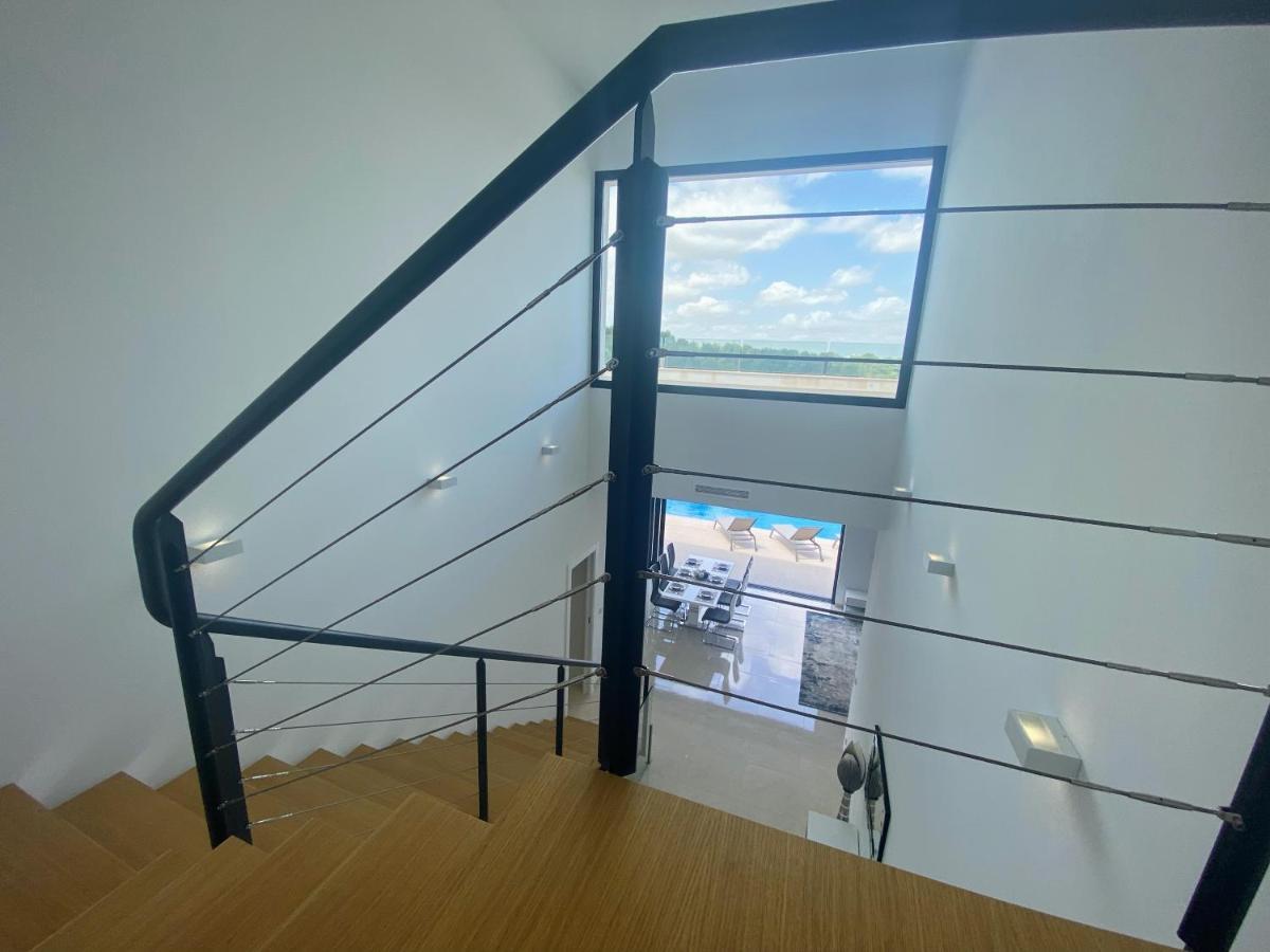 Modern 4 Bed With Pool At Colinas Lc1