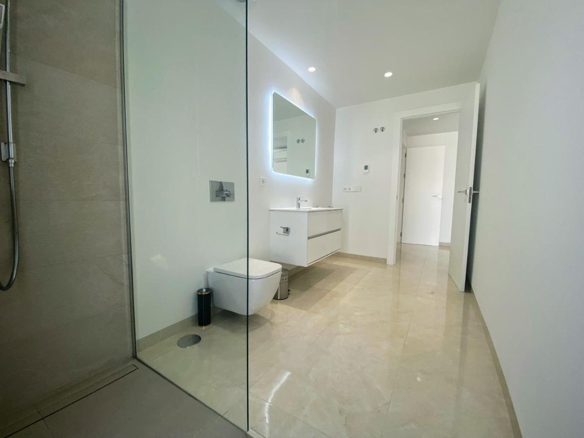 Modern 4 Bed With Pool At Colinas Lc1 Dehesa de Campoamor (Orihuela Costa)