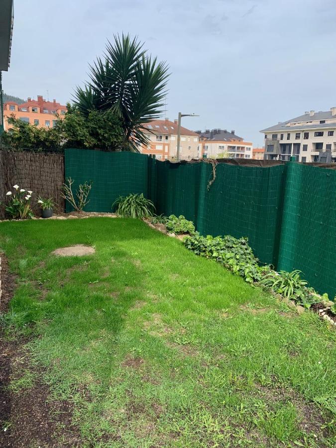 Apartamento 25a01 Duplex Con Jardin Y Garaje *