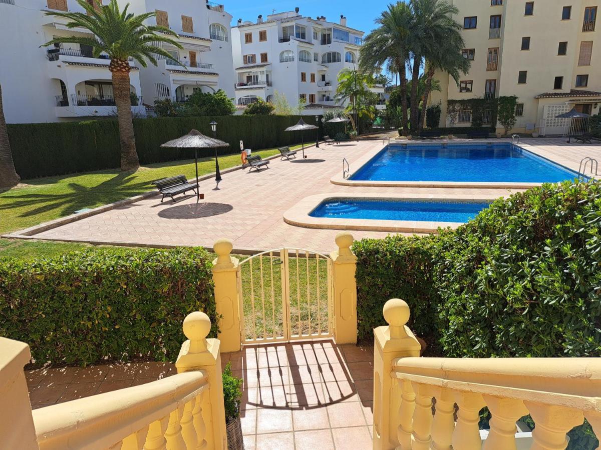 Garden With Pool, Port. Vt-479729a Apartamento