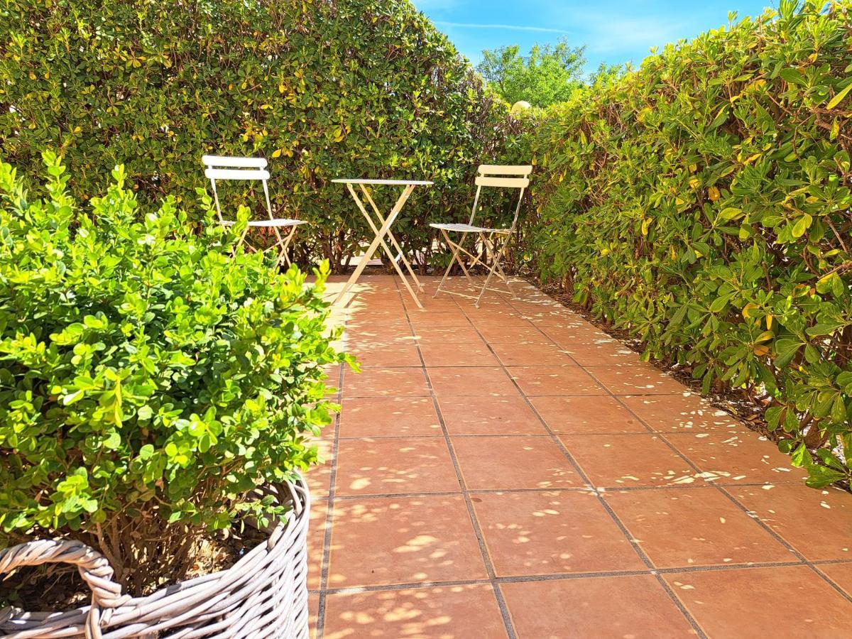 Garden With Pool, Port. Vt-479729a * Jávea