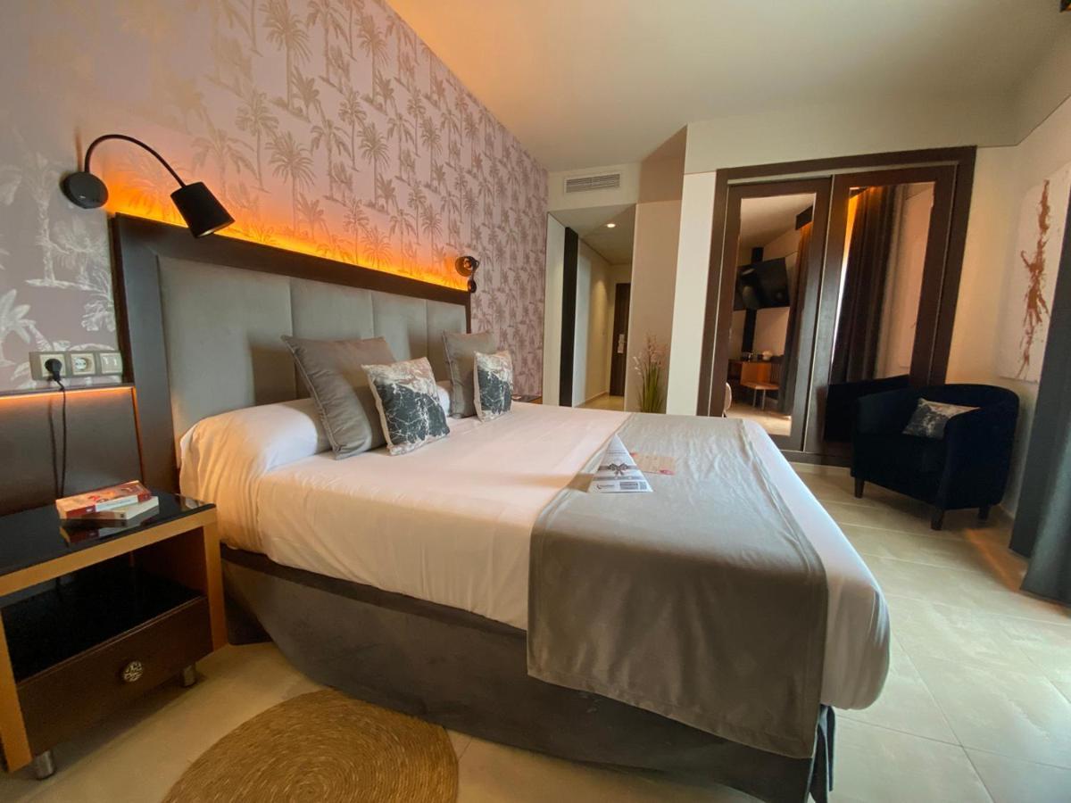 On Aleta Designed For Adults Hotel Almunecar