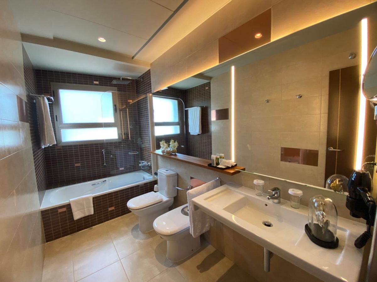 On Aleta Designed For Adults Hotel 4*