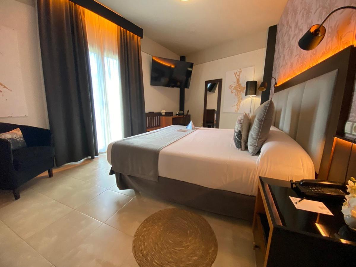 On Aleta Designed For Adults Hotel Almunecar