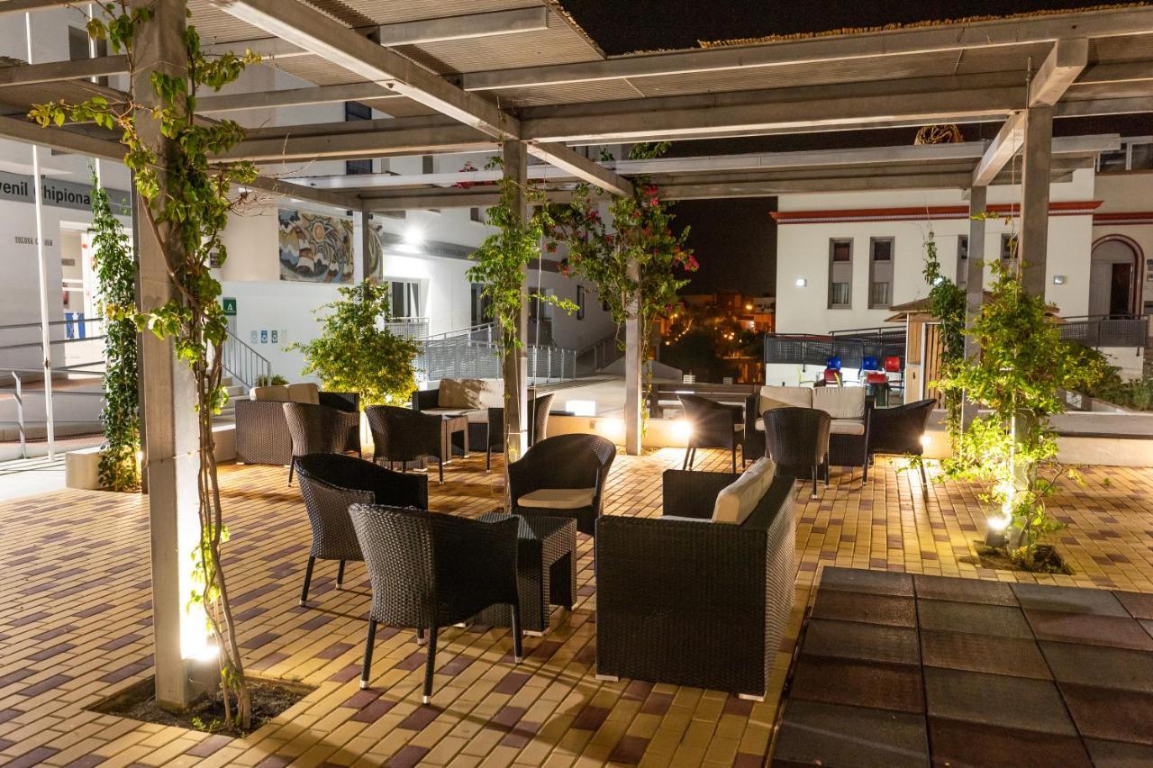 Inturjoven Hostel